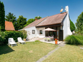 Holiday Home Suzy by Interhome